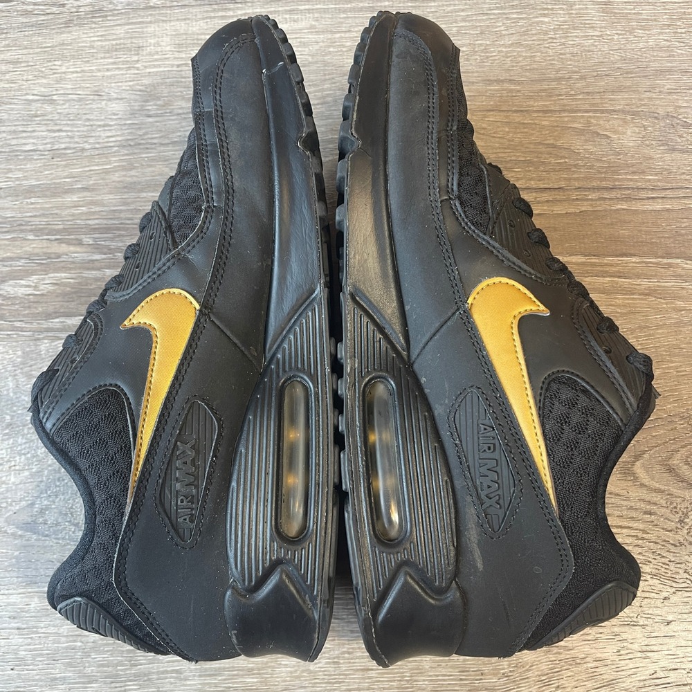 Nike Air Max 90 Mens Black Gold Sneakers AV7894-001 Size 11